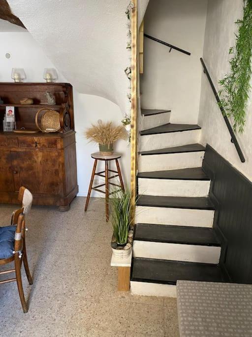 Maison De Village 5 Vacanciers Chez Nene Et Bibi Roquemaure  Exteriér fotografie