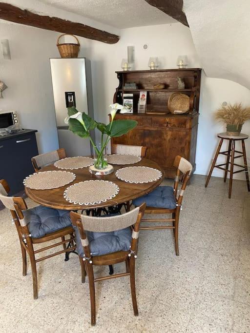 Maison De Village 5 Vacanciers Chez Nene Et Bibi Roquemaure  Exteriér fotografie